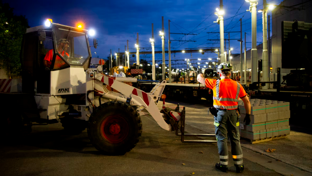 Extension du travail de nuit sur le dos des travailleurs et des travailleuses